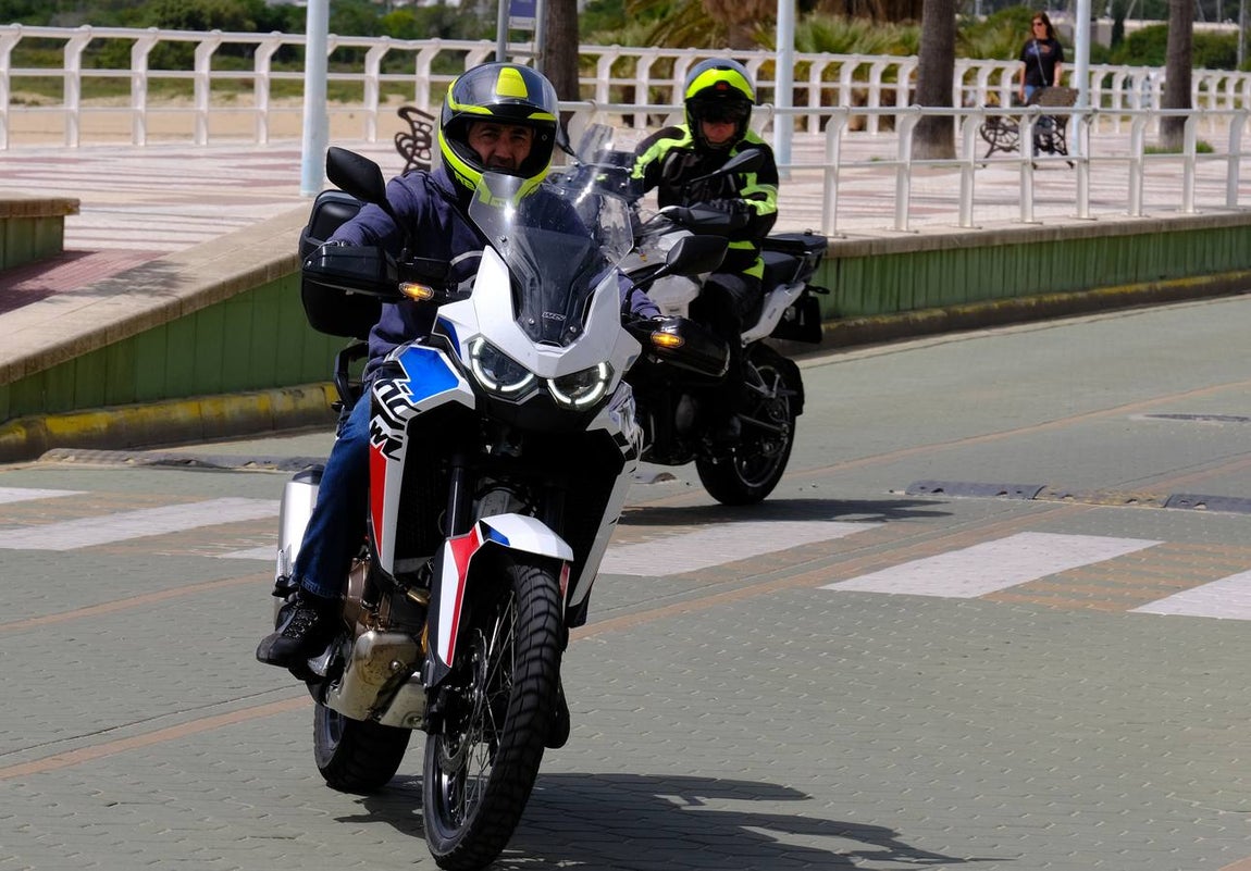 Fotos: Gran ambiente en El Puerto para dar la bienvenida al Gran Premio de Motociclismo