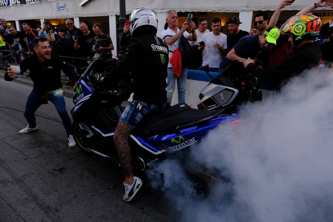 Fotos: Gran ambiente en El Puerto para dar la bienvenida al Gran Premio de Motociclismo