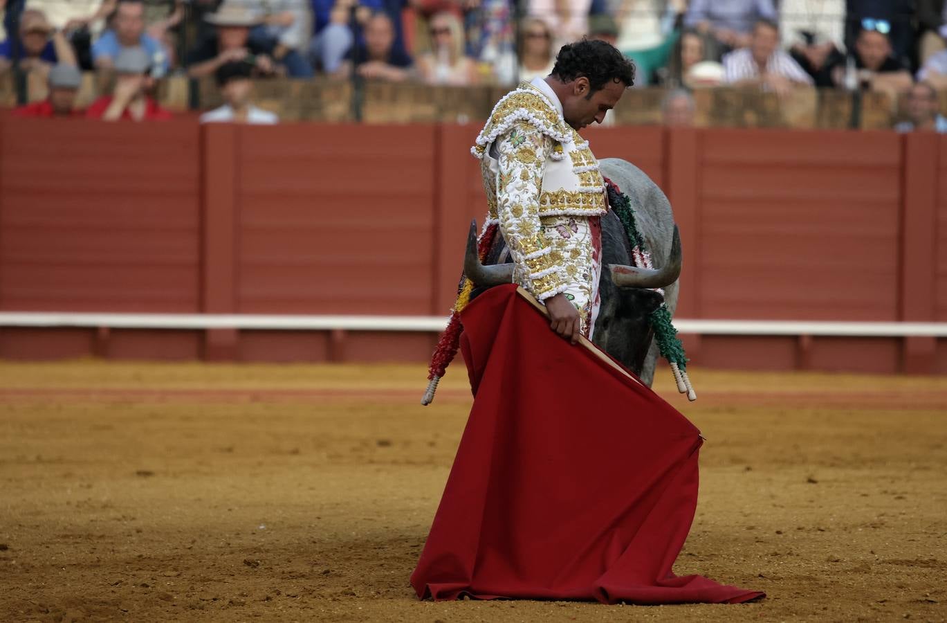 Mano a mano entre Ferrera y Perera en la plaza de toros de Sevilla en 2022. JUAN FLORES