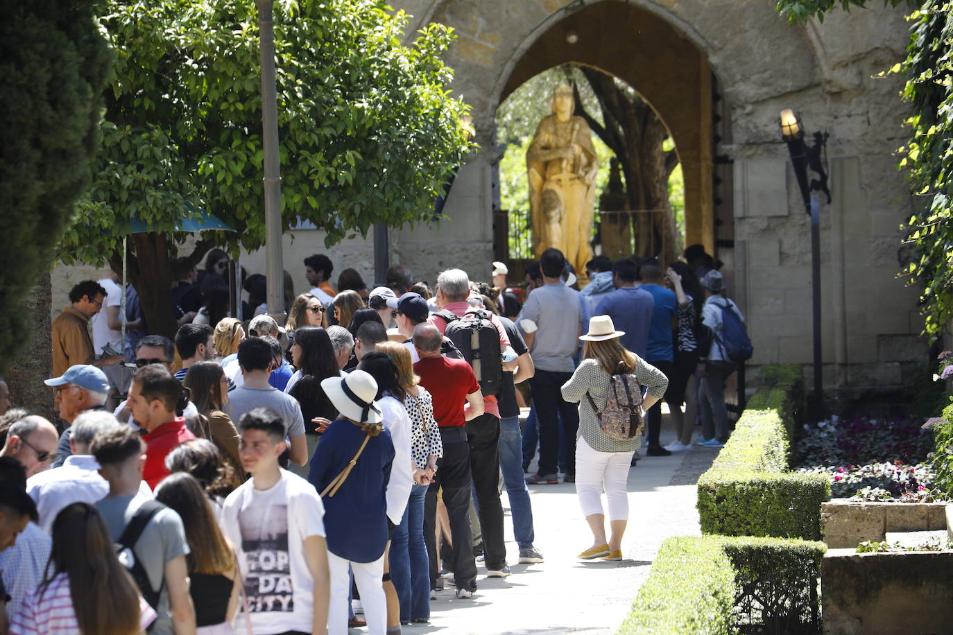 El ambiente turístico en las Cruces de Mayo de Córdoba 2022