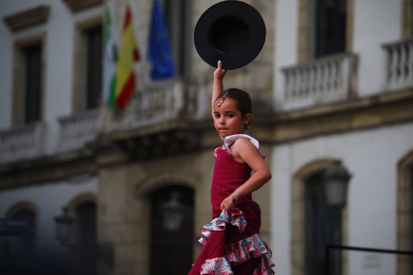 Cruces de Mayo en Córdoba | El vibrante Certamen de Academias de Baile