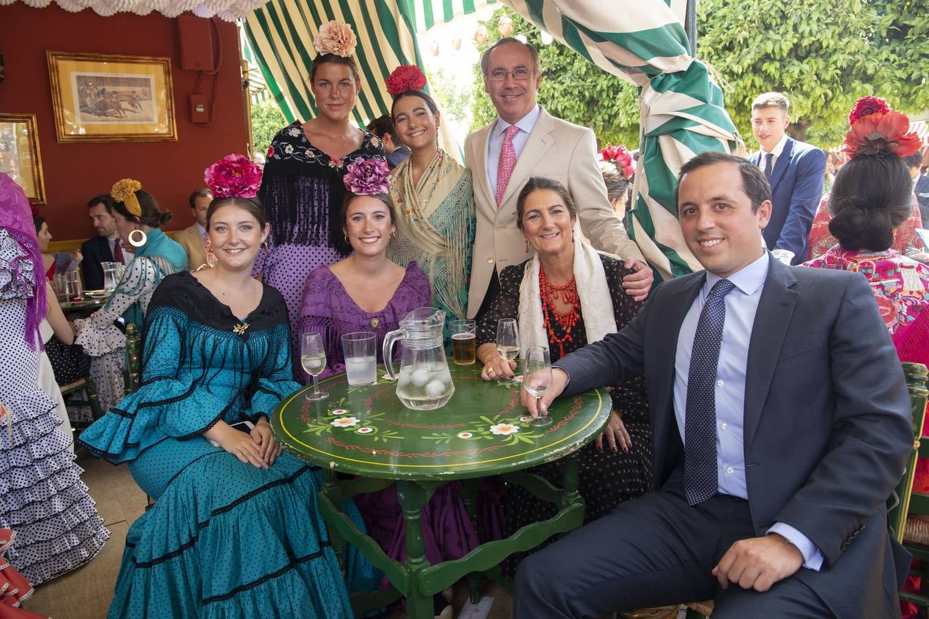 Marta Sánchez-Dalp, Sandra Sánchez-Dalp, Rosario Clauss, Javier González-Quevedo, Carmen Román, Lola Sánchez-Dalp y Miguel Sánchez-Dalp. ROCÍO RUZ