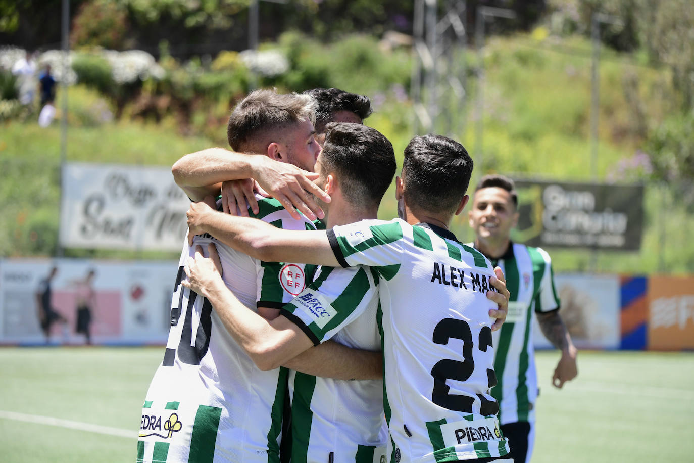 Las brillantes imágenes del Panadería Pulido - Córdoba CF