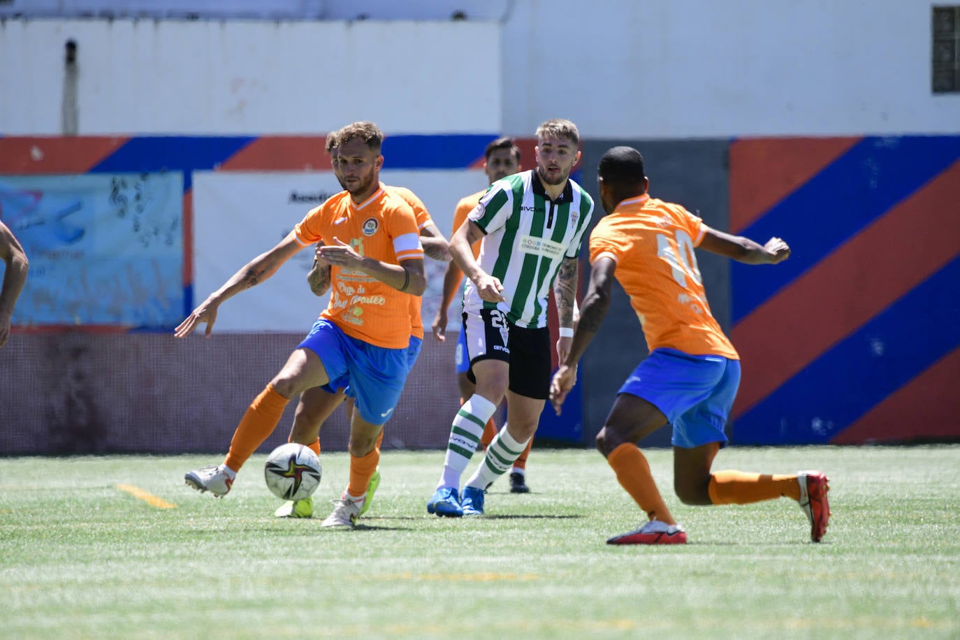 Las brillantes imágenes del Panadería Pulido - Córdoba CF