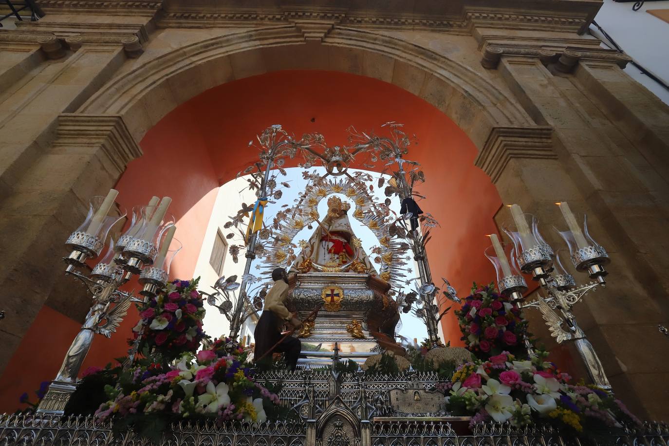 La procesión de la Virgen de la Cabeza en Córdoba, en imágenes