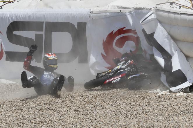 FOTOS: La espectacular caída de Binder en MotoGP Jerez 2022