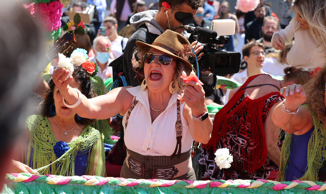 La espectacular Batalla de las Flores de Córdoba 2022, en imágenes