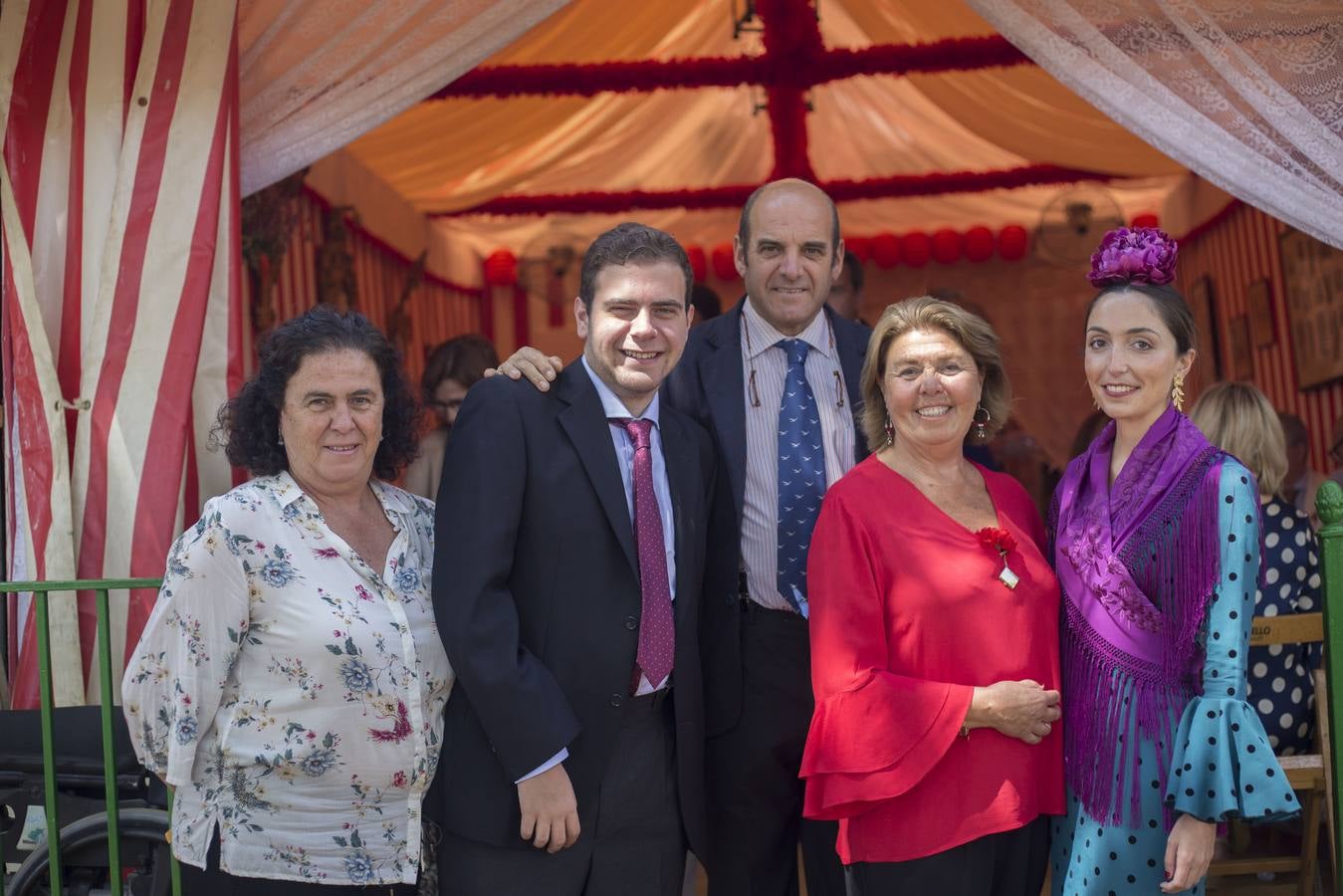 Begoña Oyarzabal, Pablo García, Jorge García, Carmen Oyarzabal y Ana Callejas. ROCÍO RUZ