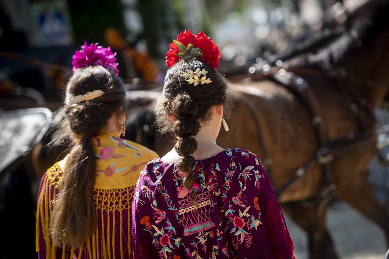 Ambiente durante el jueves en la Feria de Sevilla 2022. MAYA BALANYA