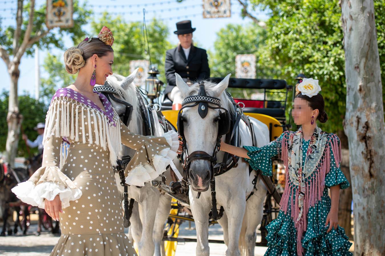 Ambiente durante el viernes de la Feria de Sevilla 2022. CRISTINA GÓMEZ