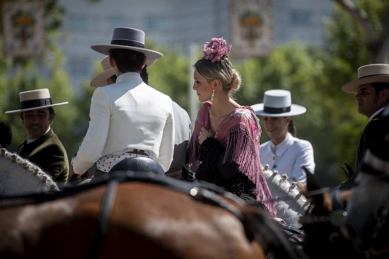 Ambiente durante el viernes en la Feria de Sevilla 2022. MAYA BALANYÀ