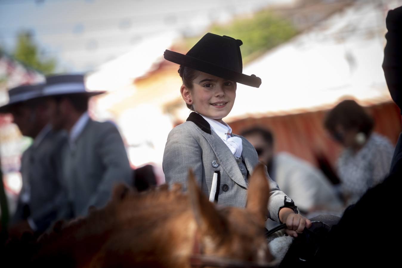 Ambiente durante el viernes en la Feria de Sevilla 2022. MAYA BALANYÀ