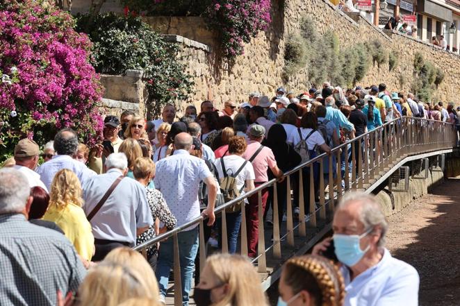 Patios de Córdoba 2022 | Las largas colas y el ambiente del fin de semana, en imágenes