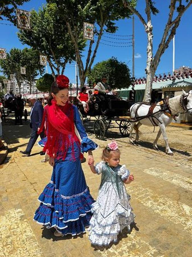 Foto de los lectores de ABC de la Feria de Sevilla 2022. ABC