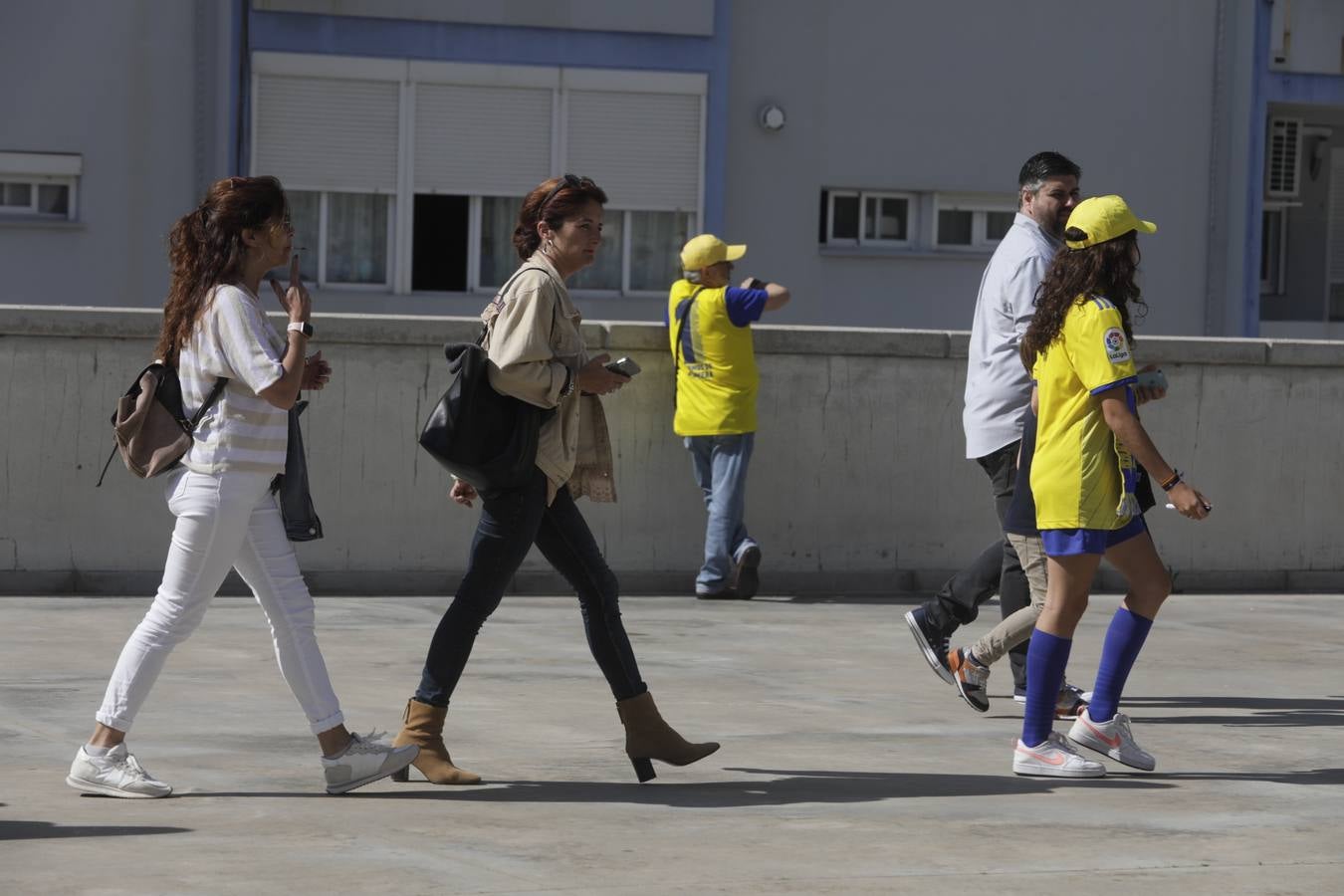 Búscate en el Cádiz-Elche