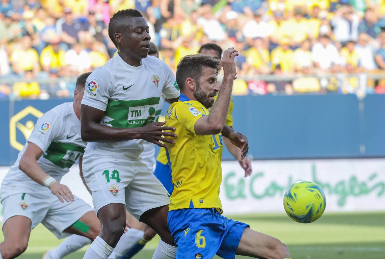 Partido Cádiz-Elche (3-0)