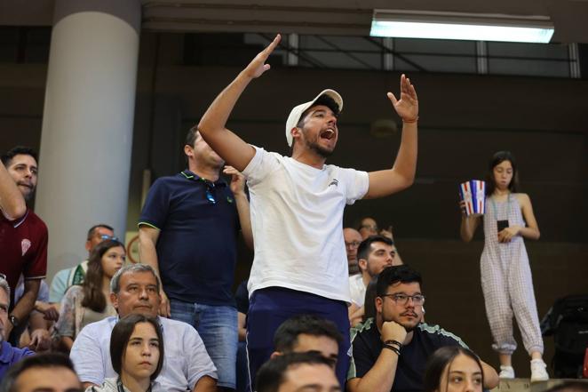 El excelente ambiente en las gradas del Córdoba Patrimonio - Barça