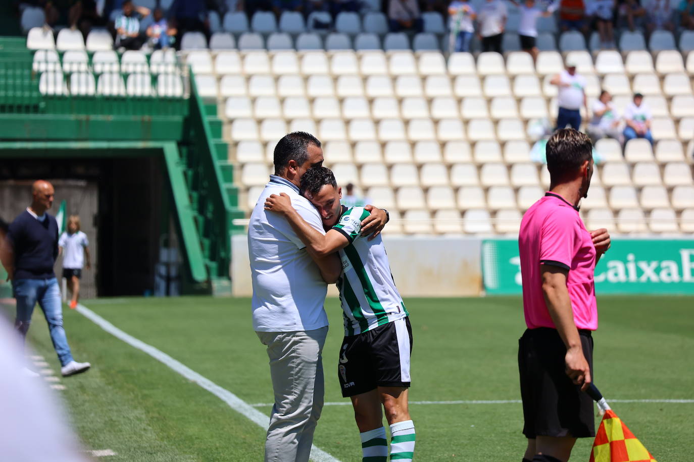 El ambiente y las mejores jugadas Córdoba CF - AD Ceuta en El Arcángel, en imágenes