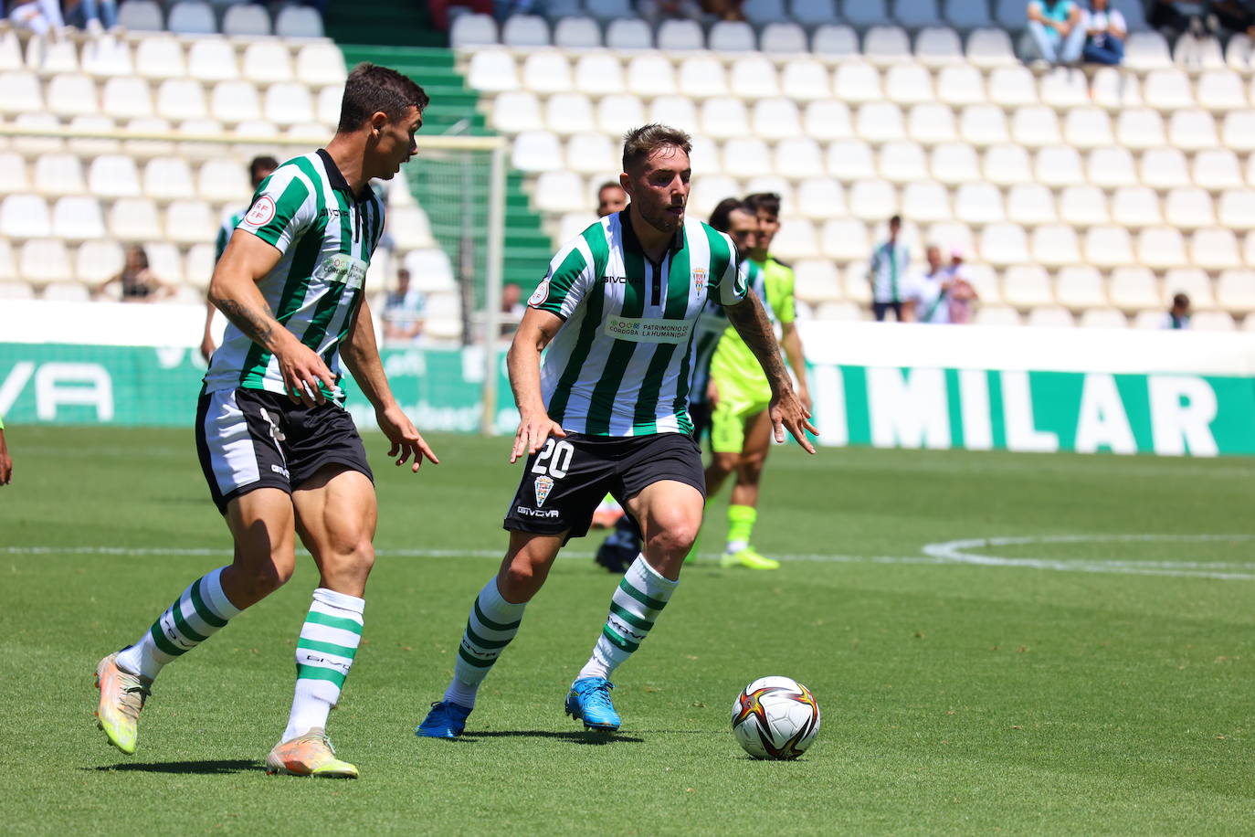 El ambiente y las mejores jugadas Córdoba CF - AD Ceuta en El Arcángel, en imágenes