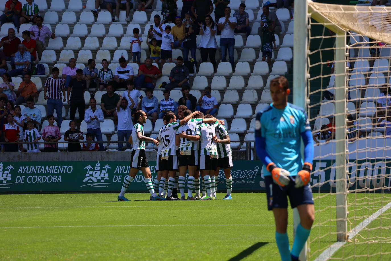 El ambiente y las mejores jugadas Córdoba CF - AD Ceuta en El Arcángel, en imágenes