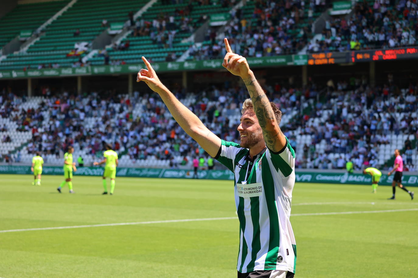 El ambiente y las mejores jugadas Córdoba CF - AD Ceuta en El Arcángel, en imágenes