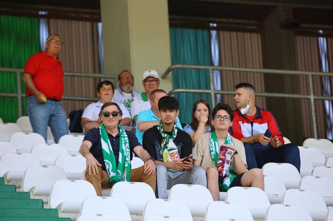 El ambiente y las mejores jugadas Córdoba CF - AD Ceuta en El Arcángel, en imágenes