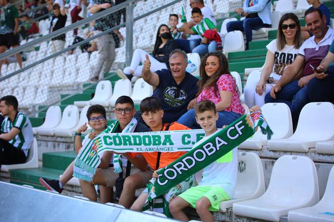 El ambiente y las mejores jugadas Córdoba CF - AD Ceuta en El Arcángel, en imágenes