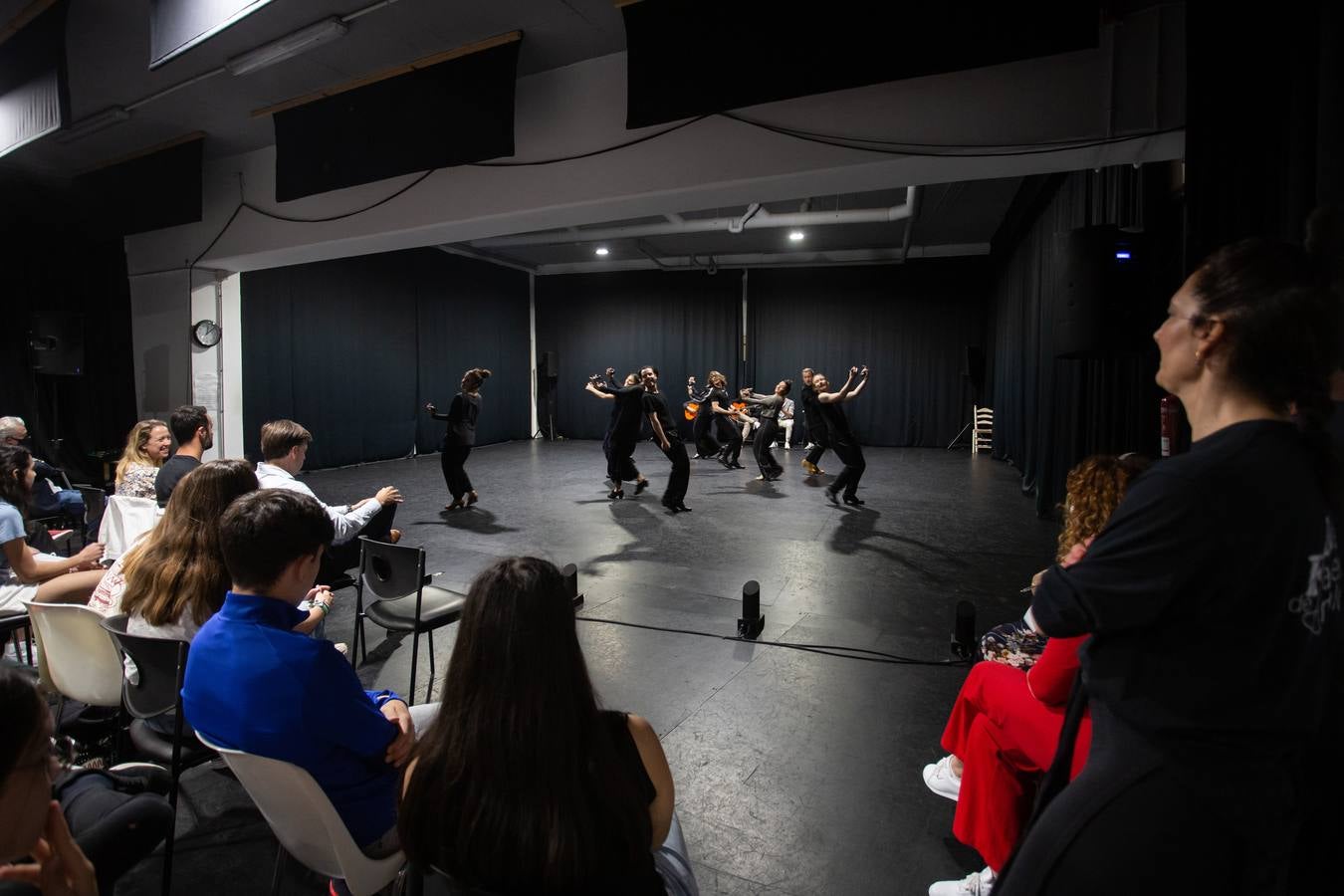 Masterclass del Ballet Flamenco de Andalucía con alumnos de Secundaria. VANESSA GÓMEZ