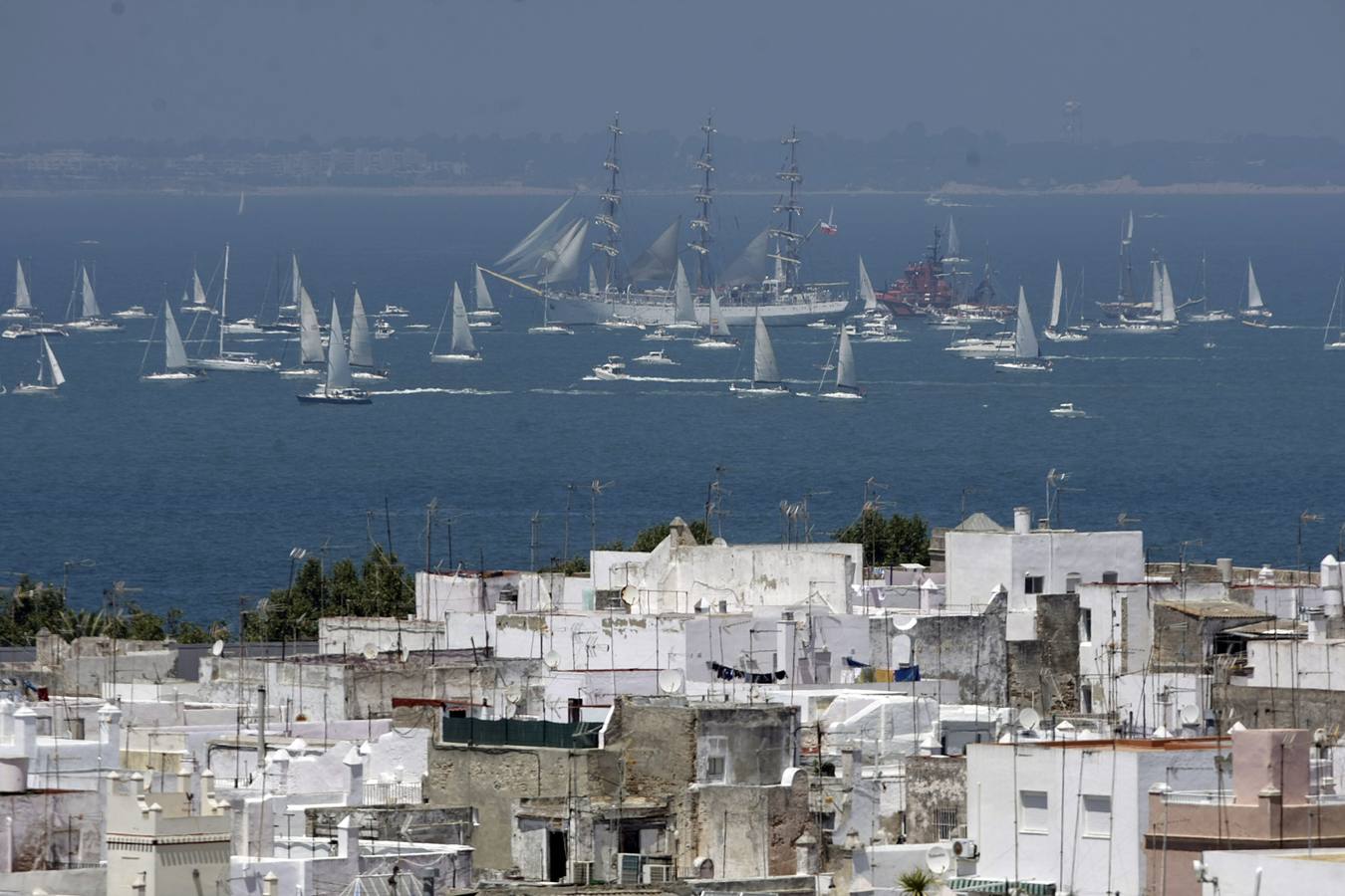 Imágenes para el recuerdo de las Regatas de los Grandes Veleros en Cádiz