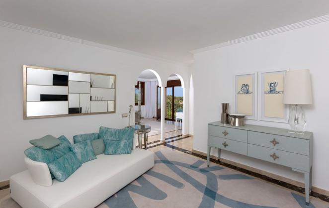 La villa más lujosa de Jávea de 9,5 millones de euros. Hasta las zonas de transición están muy bien aprovechadas para que se pueda disfrutar de cada rincón.