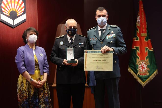 La conmemoración del 178º aniversario de la fundación de la Guardia Civil en Córdoba, en imágenes