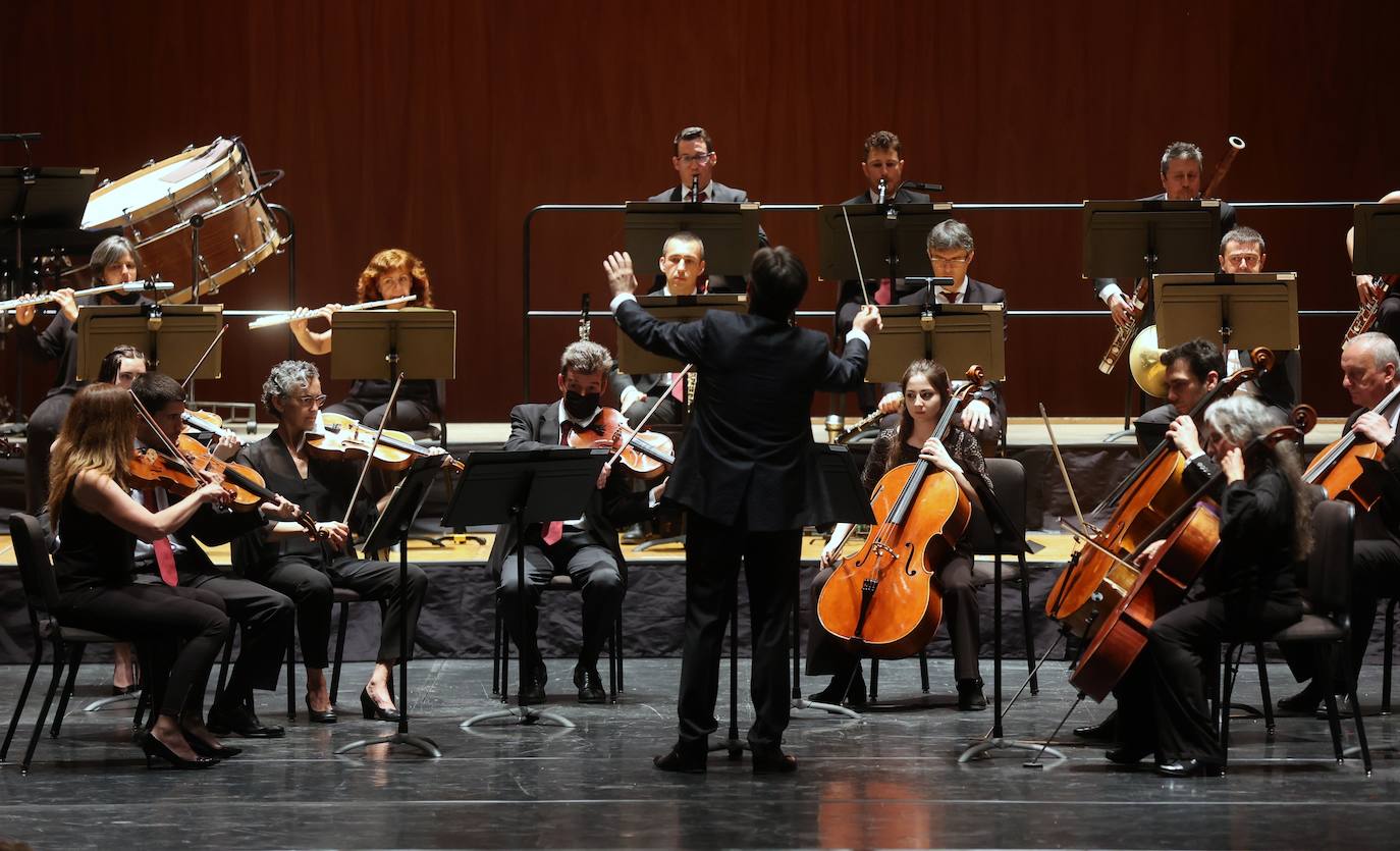 El décimo concierto de abono de la Orquesta de Córdoba, en imágenes