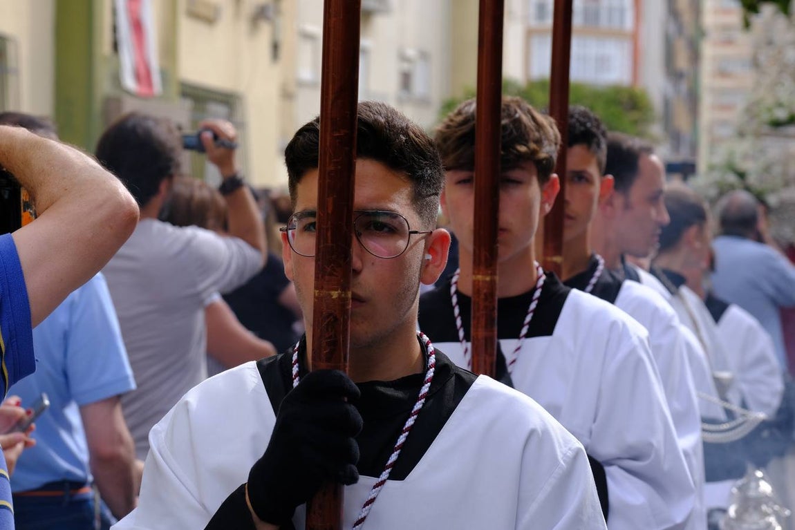 Vídeo: La Pastora de Trille recorre las calles de Cádiz
