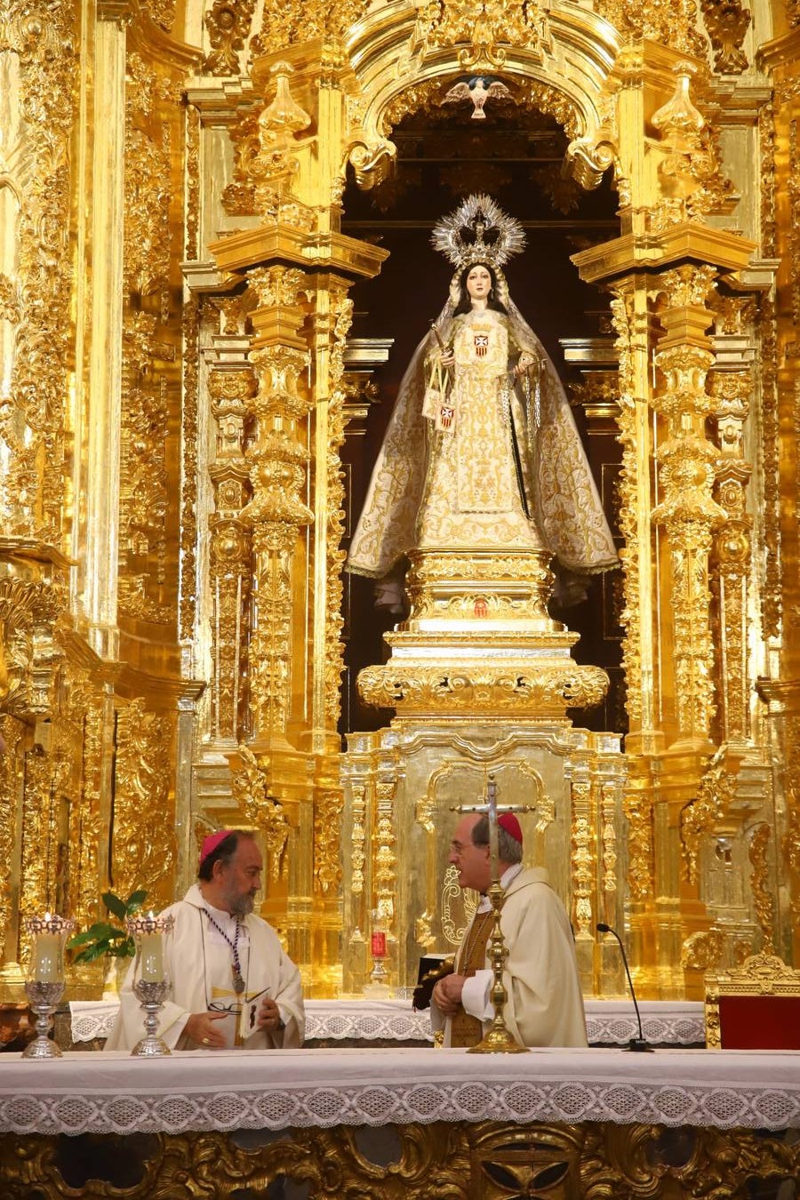 En imágenes, la misa de la Merced concelabrada por monseñor Asenjo y el obispo de Bangassou