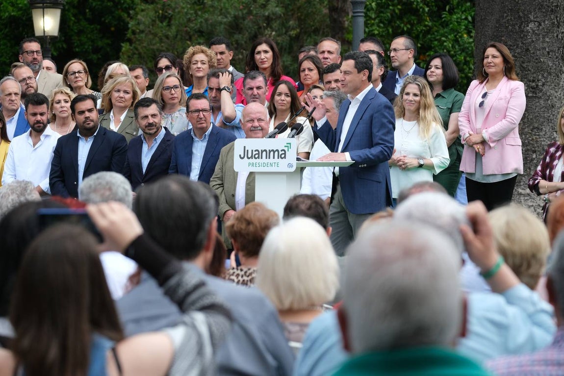 Fotos: Juanma presenta a sus 109 candidatos al Parlamento en Jerez