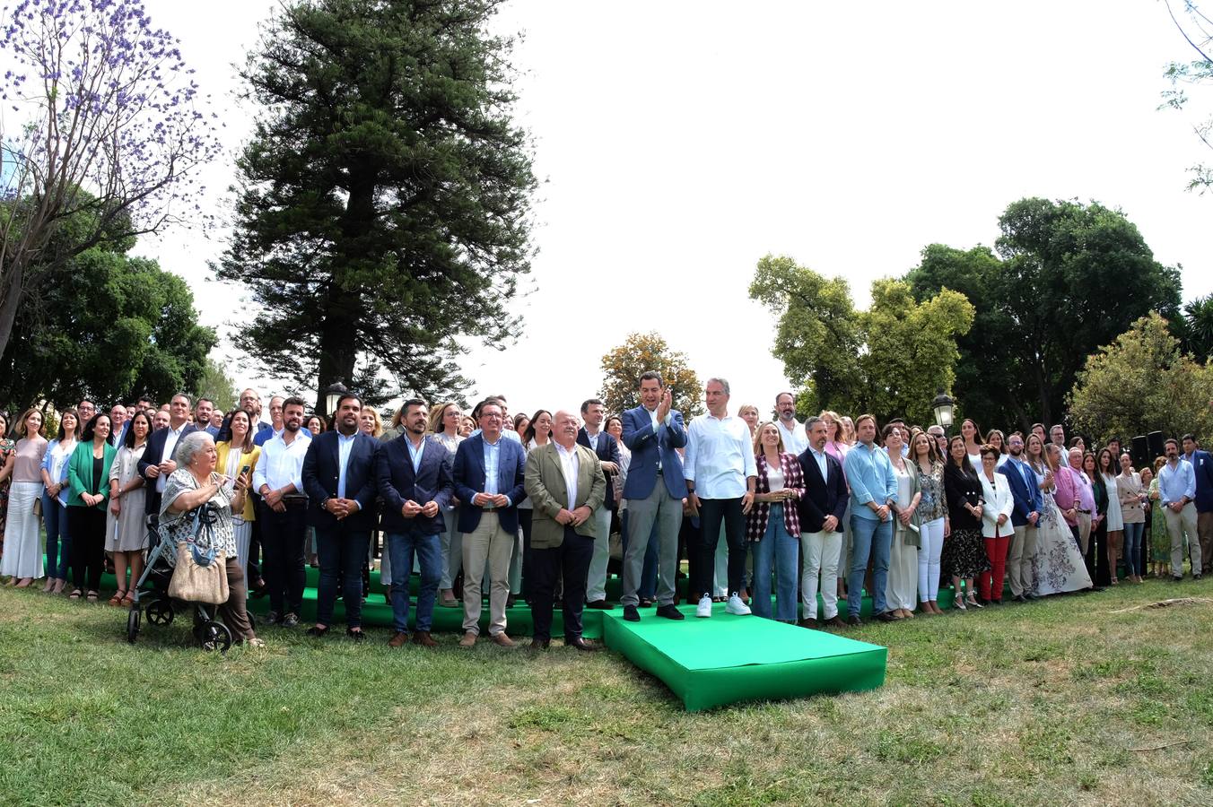 Fotos: Juanma presenta a sus 109 candidatos al Parlamento en Jerez