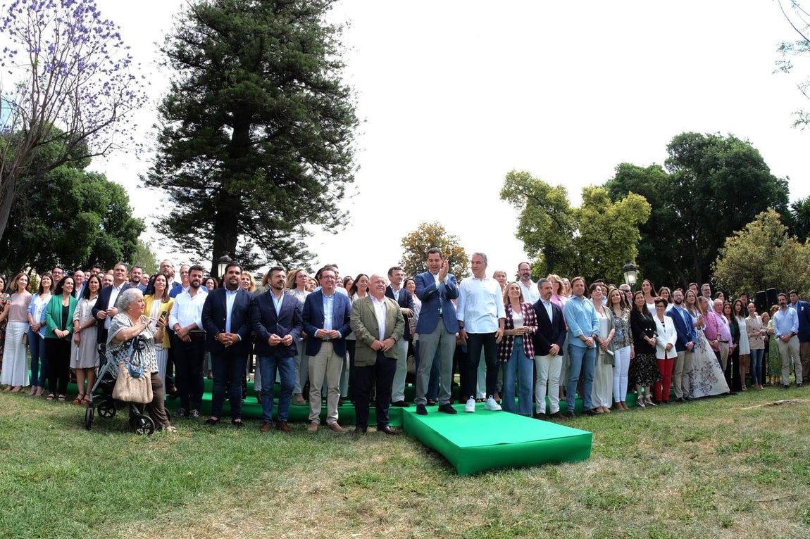 Fotos: Juanma presenta a sus 109 candidatos al Parlamento en Jerez
