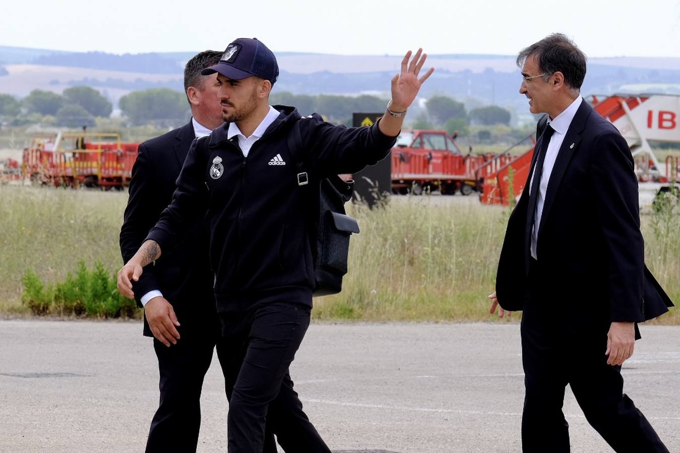 Fotos: El Real Madrid aterriza en Cádiz