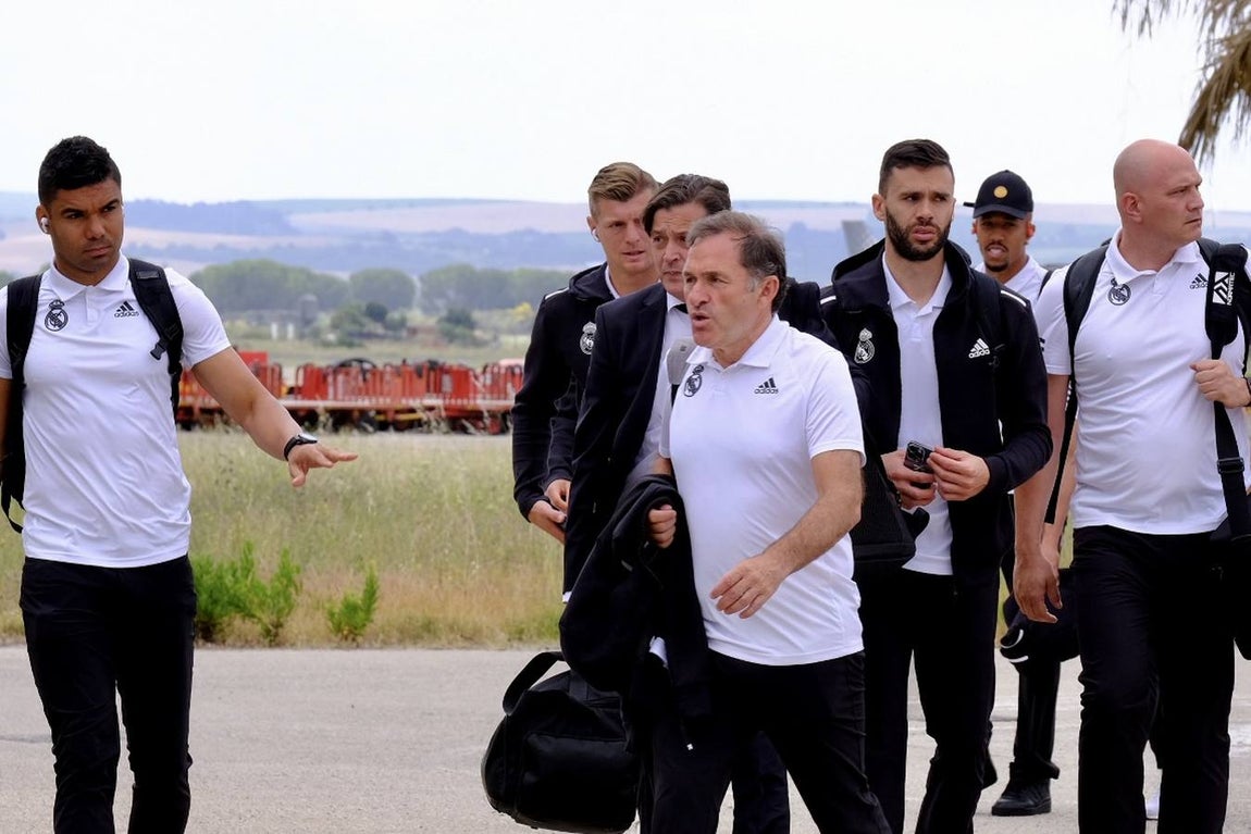 Fotos: El Real Madrid aterriza en Cádiz