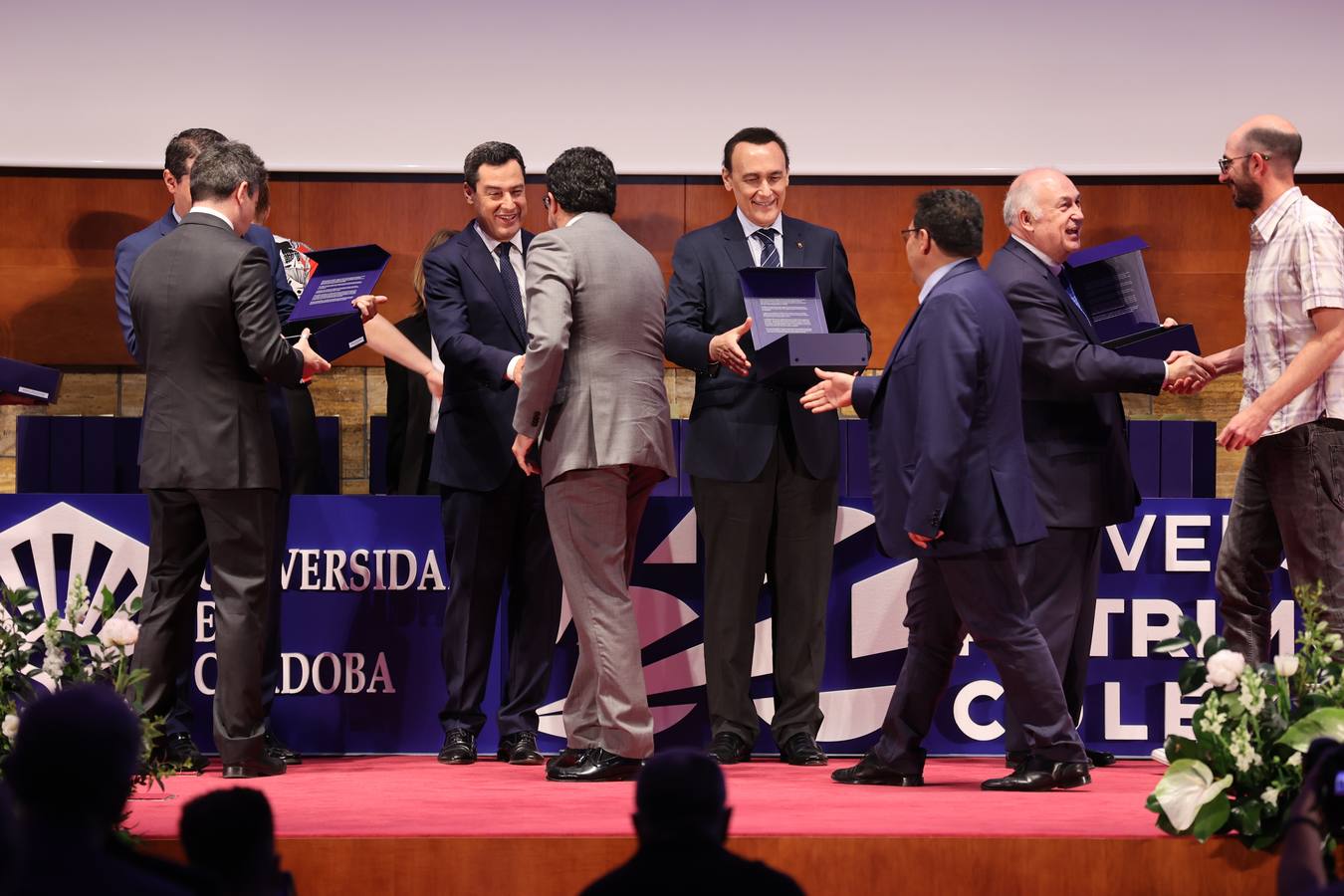 El reconocimiento de la Universidad de Córdoba a la sociedad en sus 50 años, en imágenes