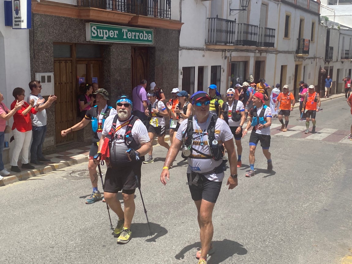 En imágenes: Así ha sido la vuelta de los 101 km en 24 horas de La Legión