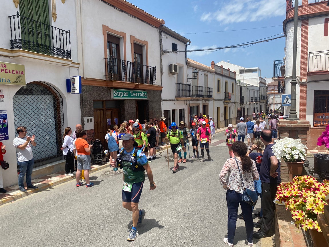En imágenes: Así ha sido la vuelta de los 101 km en 24 horas de La Legión