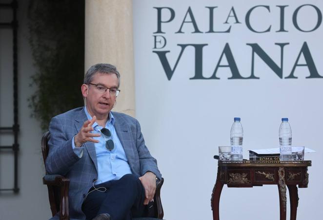 El Foro Cultural de ABC Córdoba con Santiago Posteguillo, en imágenes