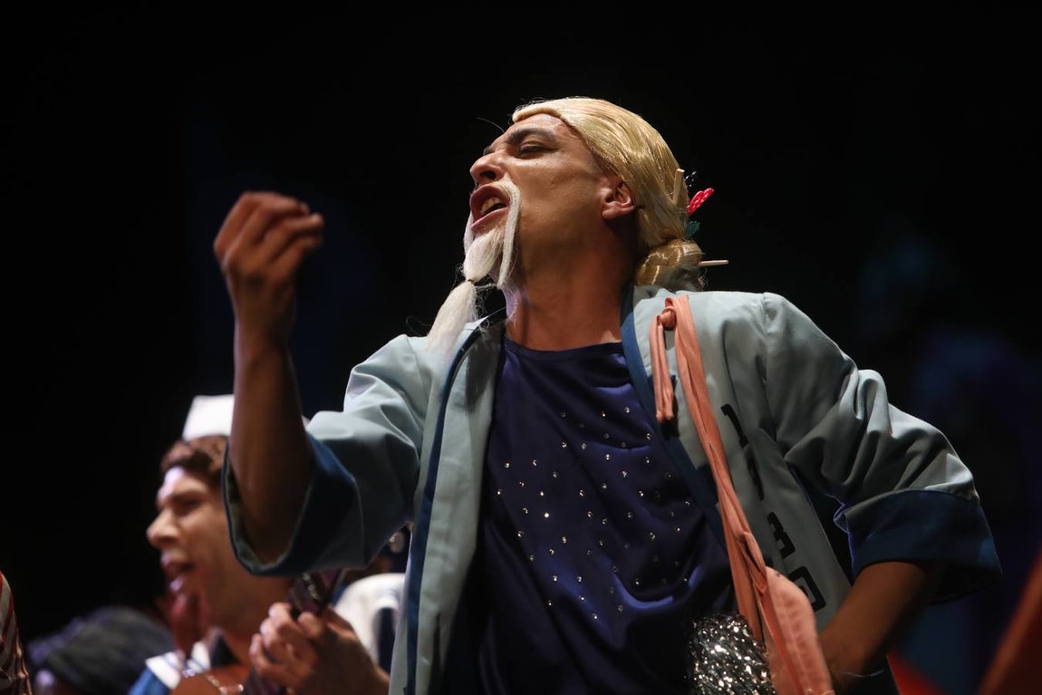 Fotos: Chirigota &#039;Los Wuhan Rivero&#039; en el COAC 2022. Carnaval de Cádiz