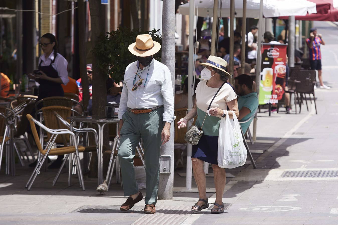 Sevilla alcanza temperaturas de pleno verano en mayo, en imágenes