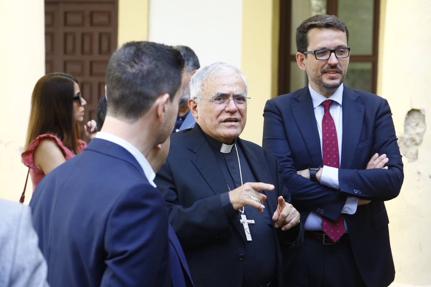 El encuentro del obispo de Córdoba con los medios, en imágenes