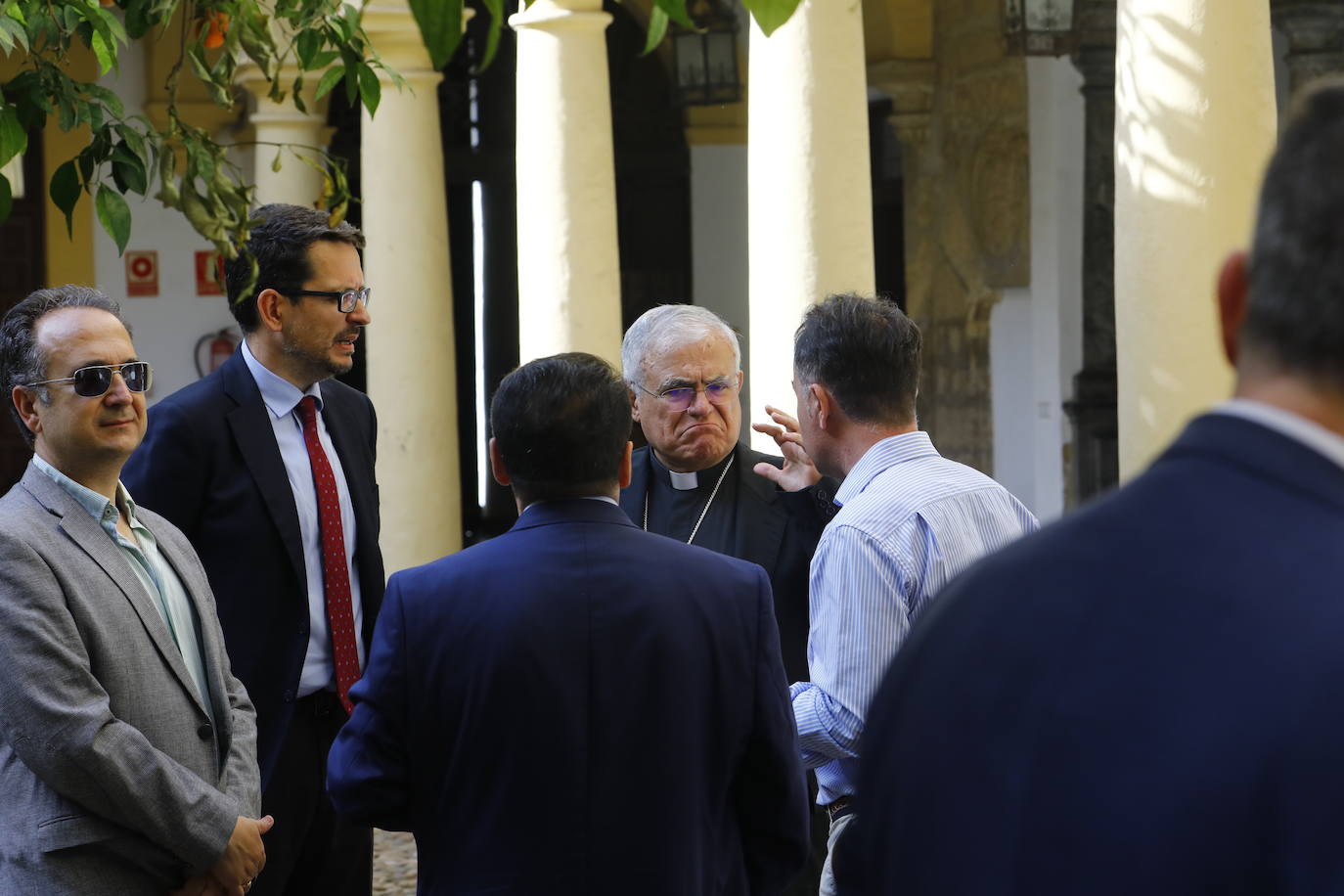 El encuentro del obispo de Córdoba con los medios, en imágenes