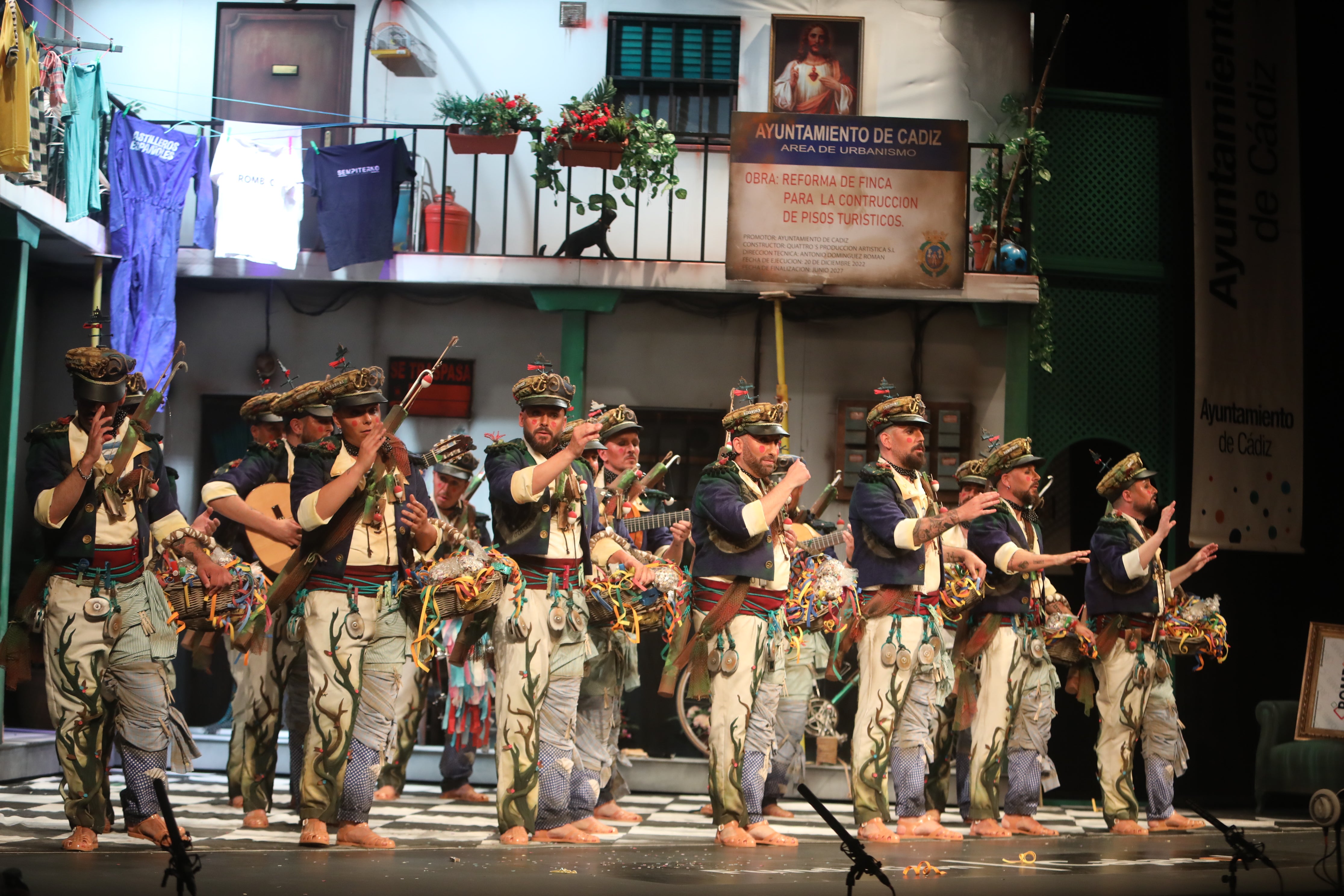 Fotos: Comparsa &#039;Los originales&#039; en el COAC 2022. Carnaval de Cádiz