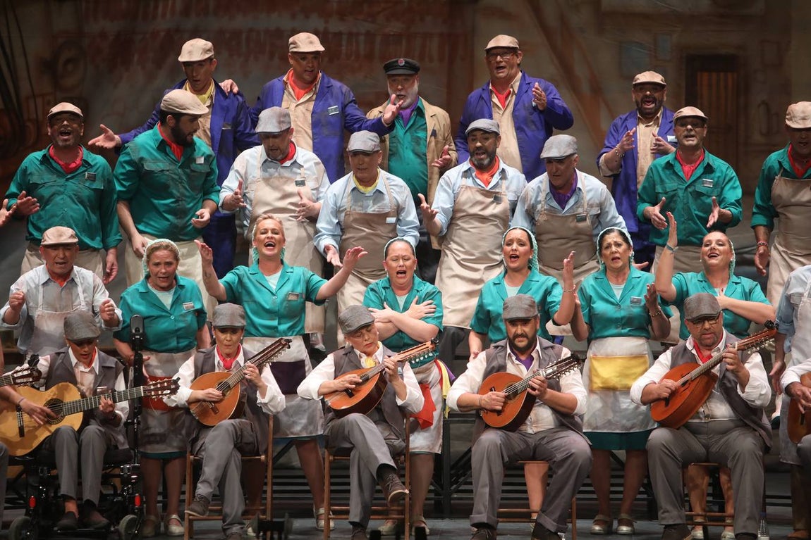 Fotos: Coro &#039;La fábrica de conservas&#039; en el COAC 2022. Carnaval de Cádiz