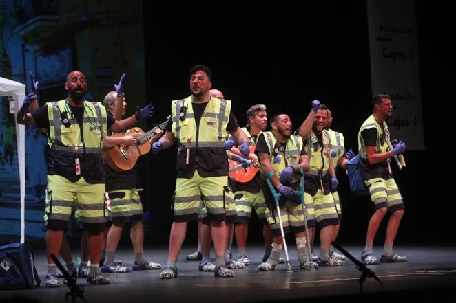 Chirigota &#039;Los que dan los puntos de verdad&#039; en el COAC 2022. Carnaval de Cádiz